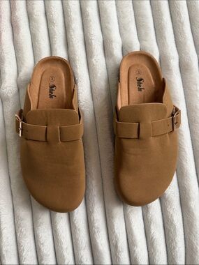 Shell Tan Slip-On Buckle Mules